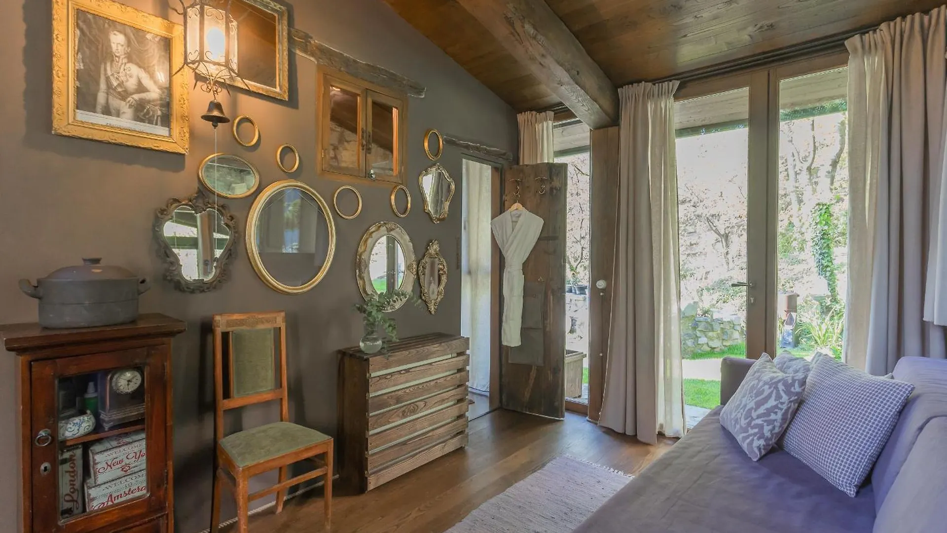The Writer'S Nest Waterfront Villa By Rent All Como Faggeto Lario
