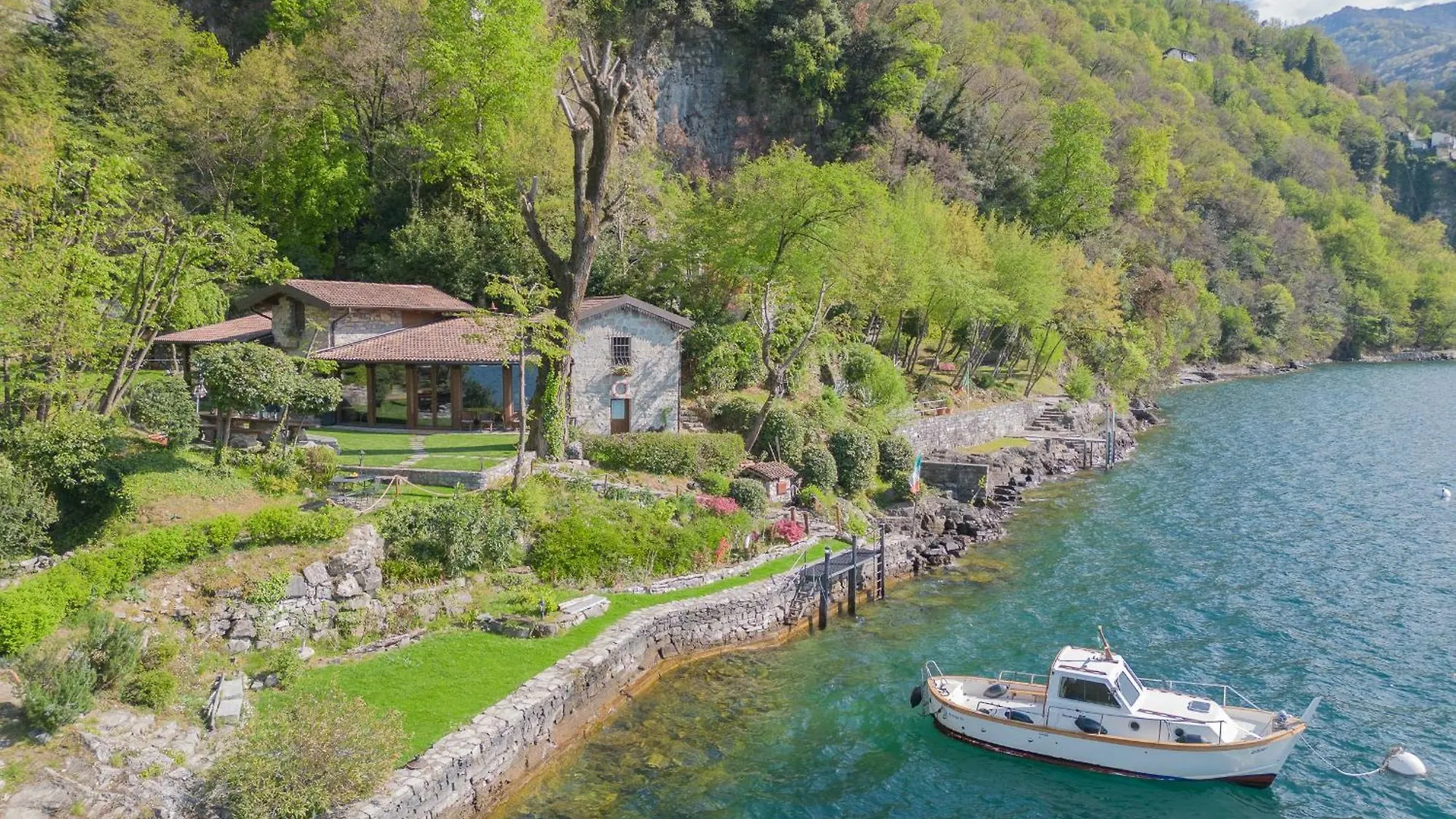 The Writer'S Nest Waterfront Villa By Rent All Como Faggeto Lario Italy