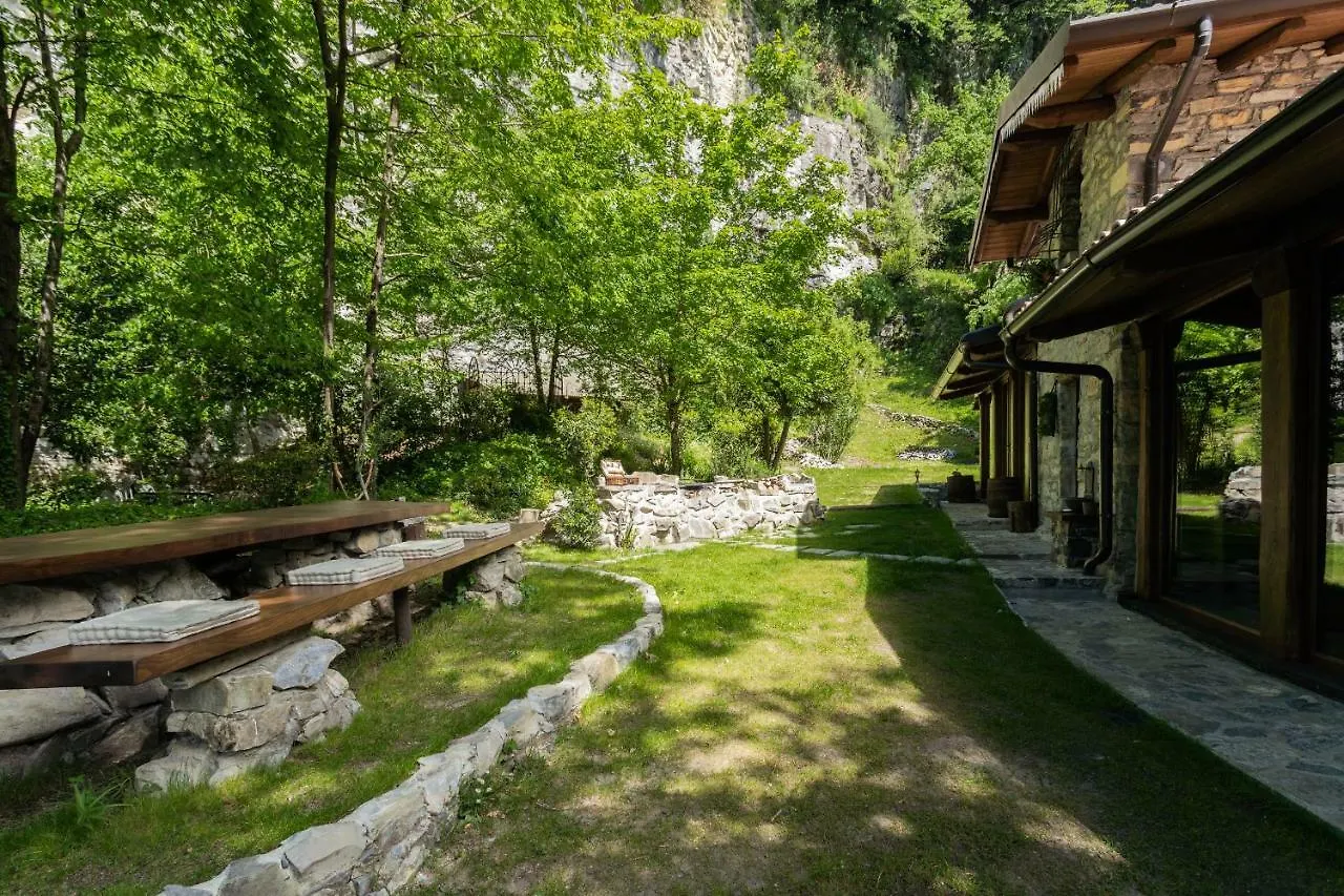 The Writer'S Nest Waterfront Villa By Rent All Como Faggeto Lario