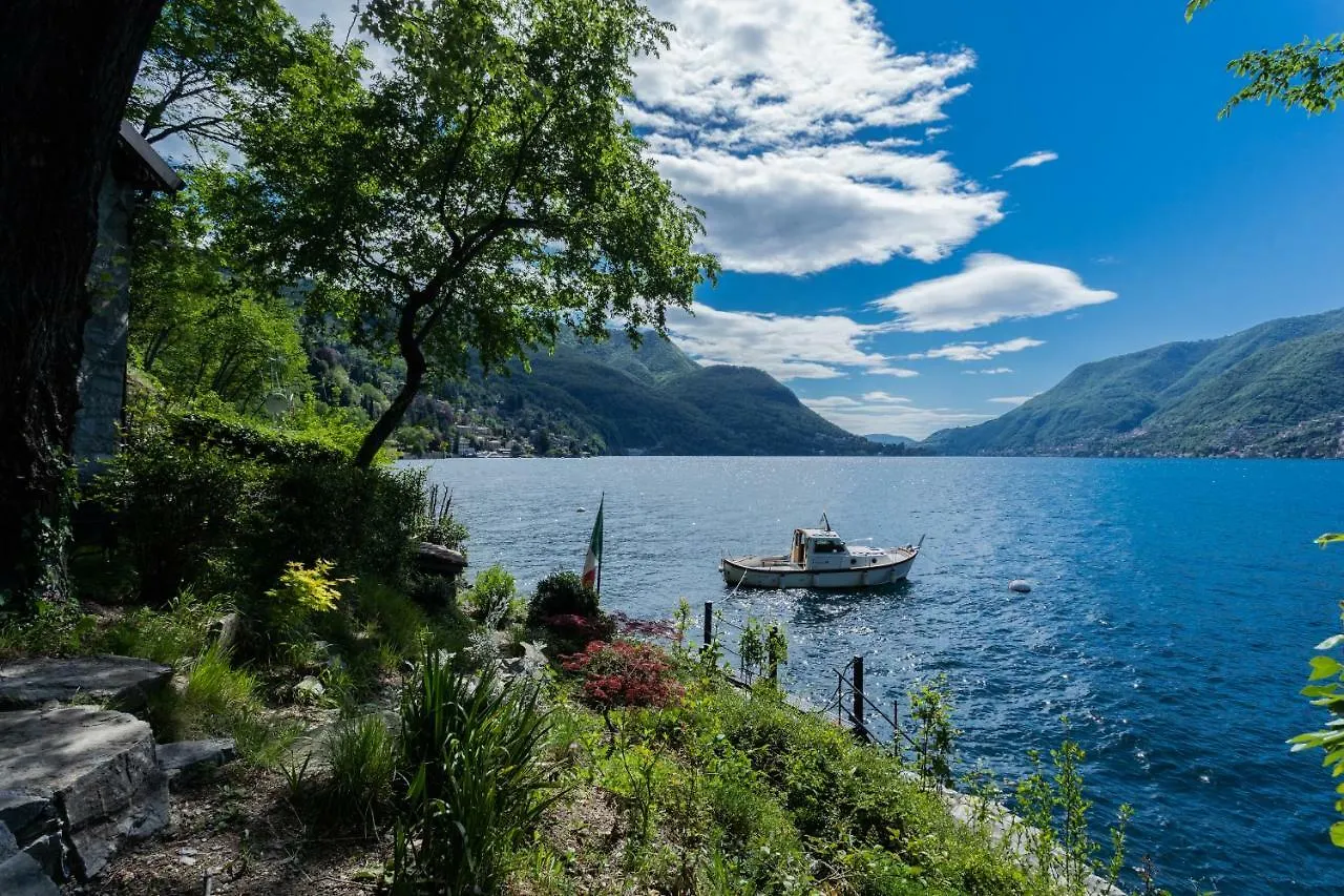 The Writer'S Nest Waterfront Villa By Rent All Como Faggeto Lario 0*,