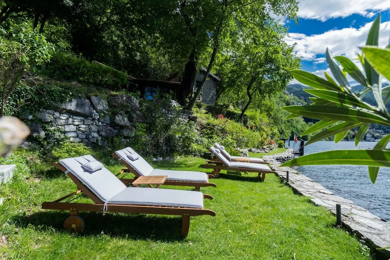 The Writer'S Nest Waterfront Villa By Rent All Como Faggeto Lario